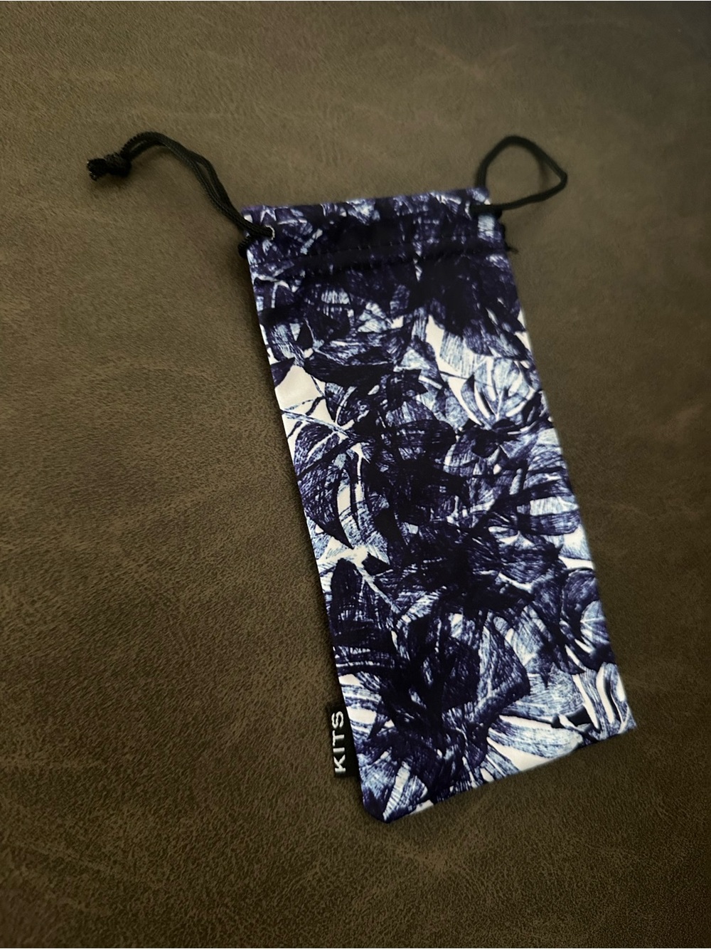 KITS Navy Floral Drawstring Pouch